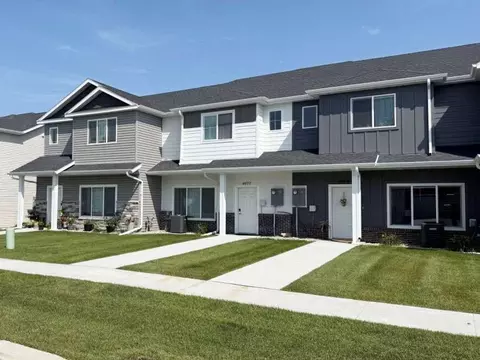 4950 4997 36th Ave S #4988, Fargo, ND 58104