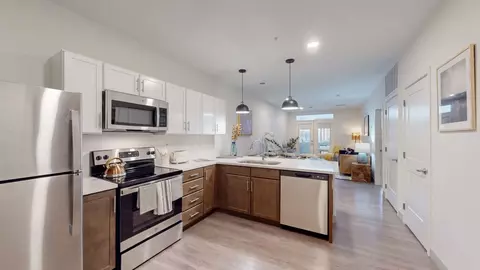 1501 Main St #425, Clarksville, IN 47129