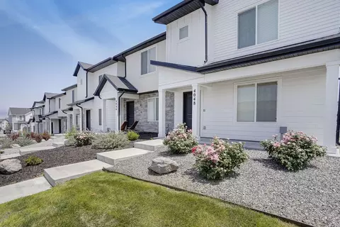 4032 Dry Hollow Ln #1570, Magna, UT 84044
