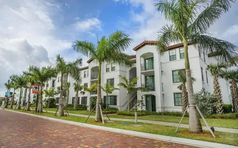 14050 Pacific Point Pl #15-108, Delray Beach, FL 33484