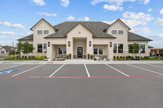 865 Limmer Loop #141, Hutto, TX 78634