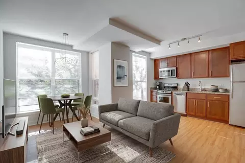 1600 Pennsylvania Ave SE #401, Washington, DC 20003