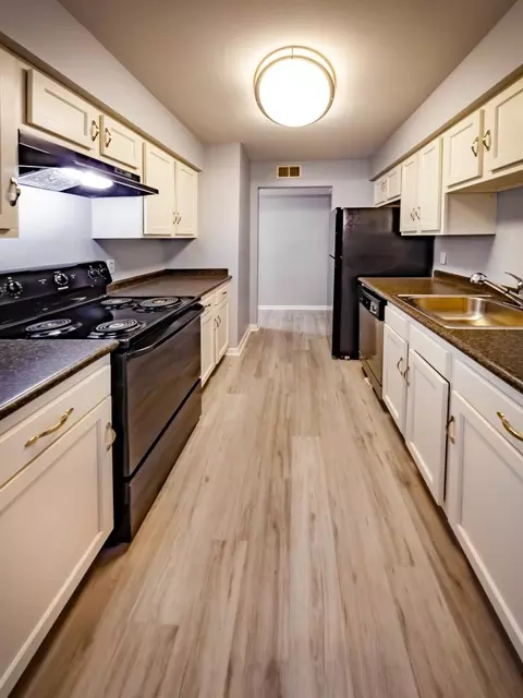 5521 Chatford Sq #2051BD, Columbus, OH 43232