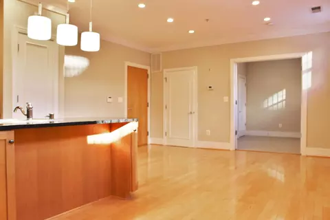 1515 O St NW #105, Washington, DC 20005