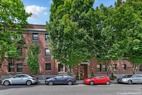 2151 NW Johnson St #210, Portland, OR 97210