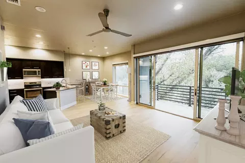 4525 Guadalupe St #208, Austin, TX 78751
