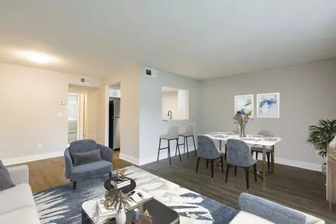 221 Lake Ave NE #603, Largo, FL 33771