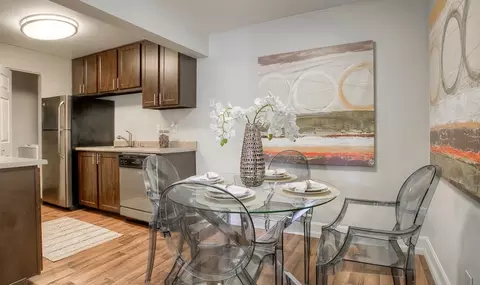 7311 Coal Creek Pkwy SE #K202, Newcastle, WA 98059