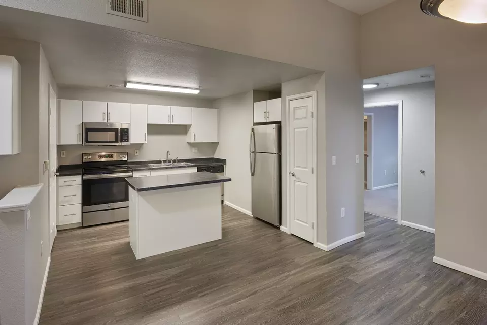  10550 E Iowa Ave #AUCPLL, Aurora, CO 80012 photo 3