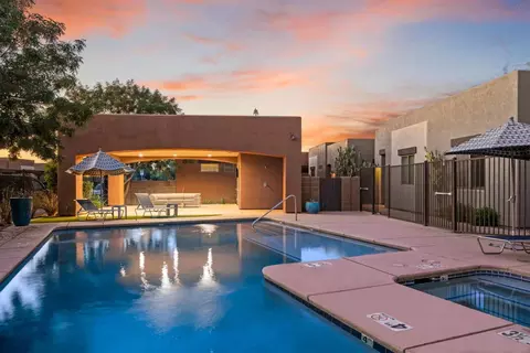 1000 W River Rd #19, Casas Adobes, AZ 85704