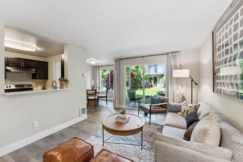 3070 230th Ln SE #W-202, Sammamish, WA 98075
