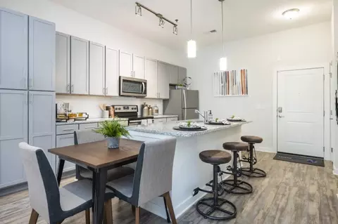 503 E Stone Ave #40422, Greenville, SC 29601