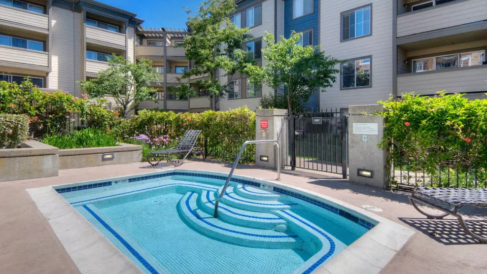 6401 Shellmound St #8406, Emeryville, CA 94608 photo 38