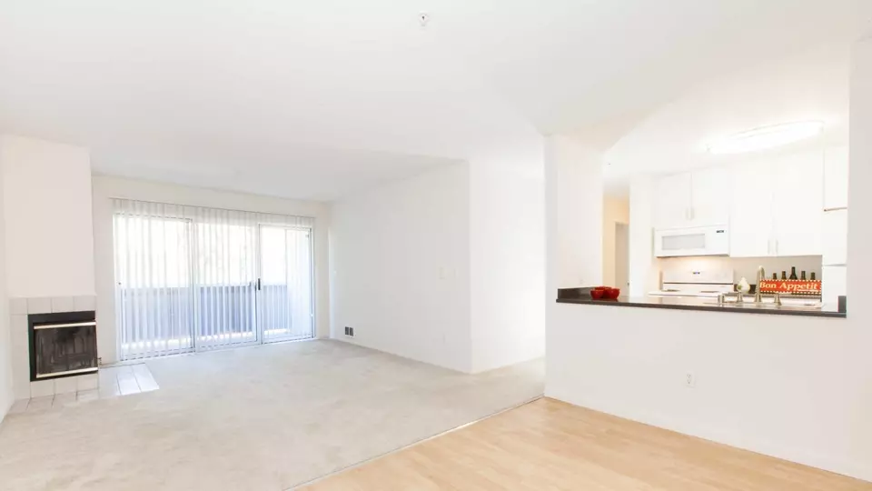  6401 Shellmound St #8406, Emeryville, CA 94608 photo 27
