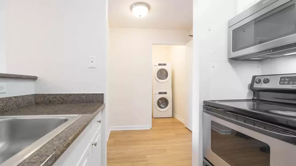  6401 Shellmound St #8406, Emeryville, CA 94608 photo 22