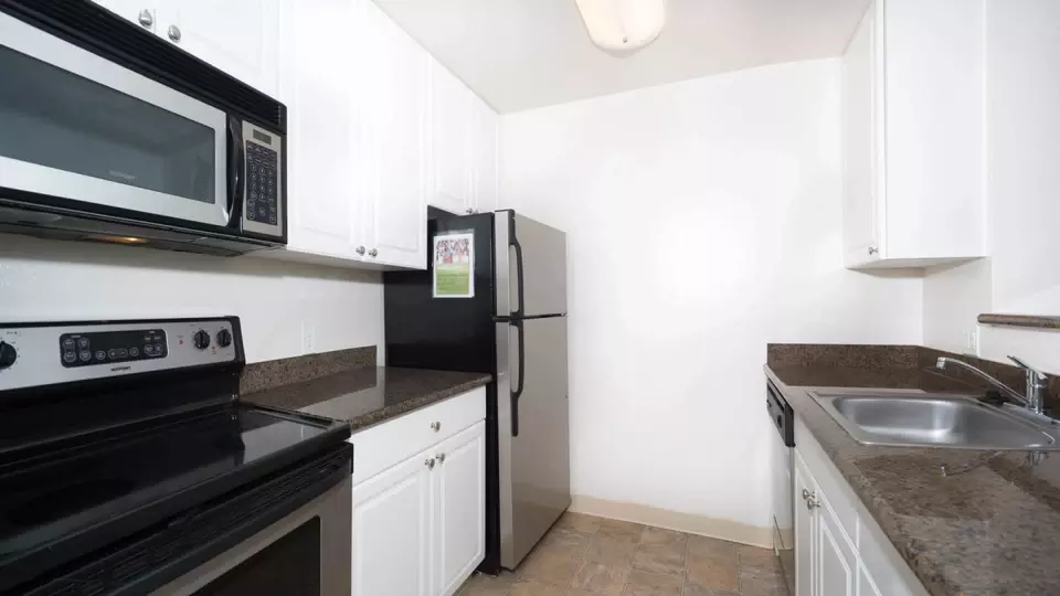  6401 Shellmound St #8406, Emeryville, CA 94608 photo 21