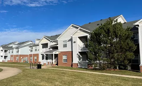 20 Village Crossing Dr S #2-2163H, Greenwood, IN 46143