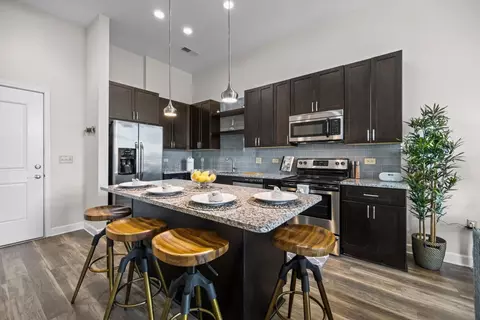 1925 E 7th St #329, Charlotte, NC 28204
