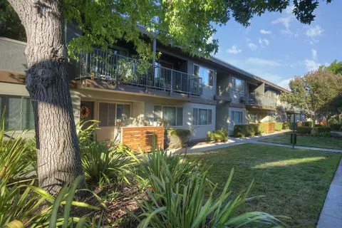 234 Escuela Ave #072, Mountain View, CA 94040