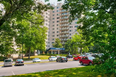 2445 Lyttonsville Rd #1-1002, Silver Spring, MD 20910 photo 12