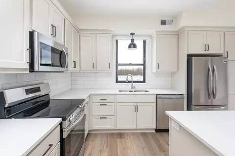 233 S Olive St #211, Waconia, MN 55387