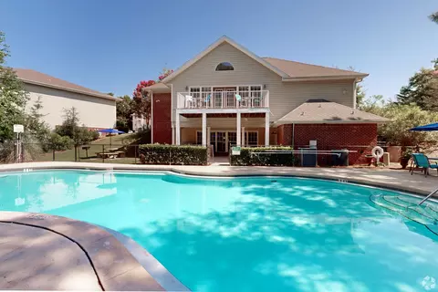 342 Riverwood Dr #30914, Crestview, FL 32536