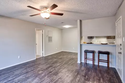 355 NW Hillery St #311, Burleson, TX 76028