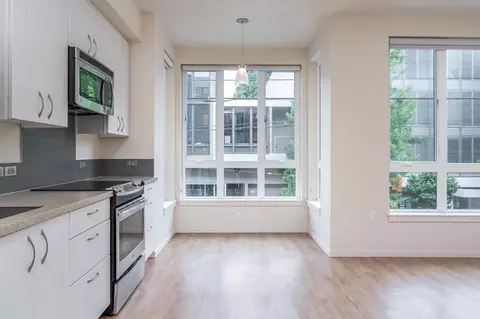 3150 SE Division St #C-401, Portland, OR 97202