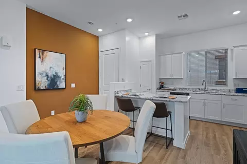 27777 N Black Canyon Hwy #1003, Phoenix, AZ 85085