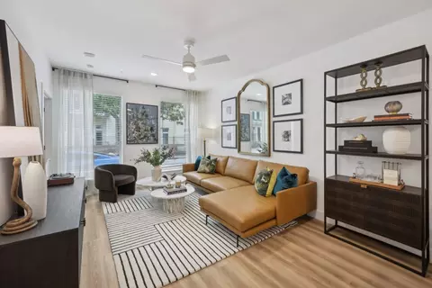 505 W 8th St #S1313, Dallas, TX 75208