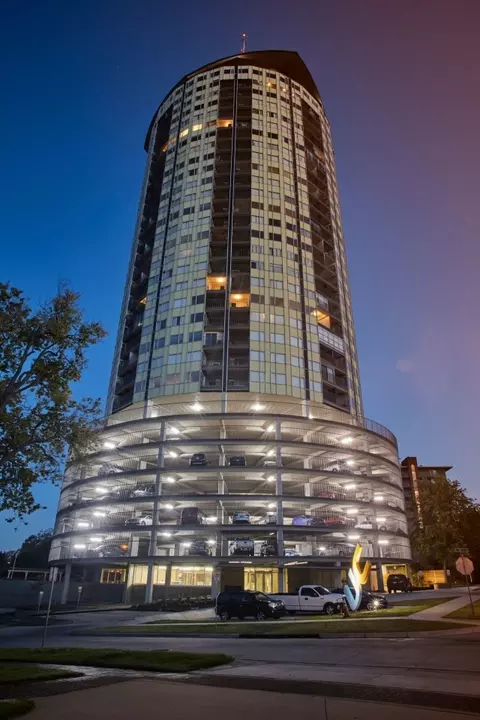 1722 S Carson Ave #1702, Tulsa, OK 74119