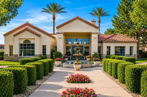 13638 N Newcastle Dr #102, Sun City, AZ 85351