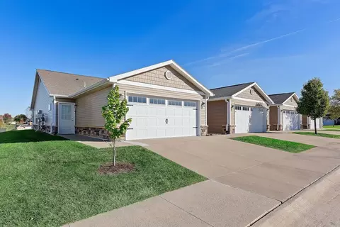 820 SW Prescott Ln #1209T, Grimes, IA 50111
