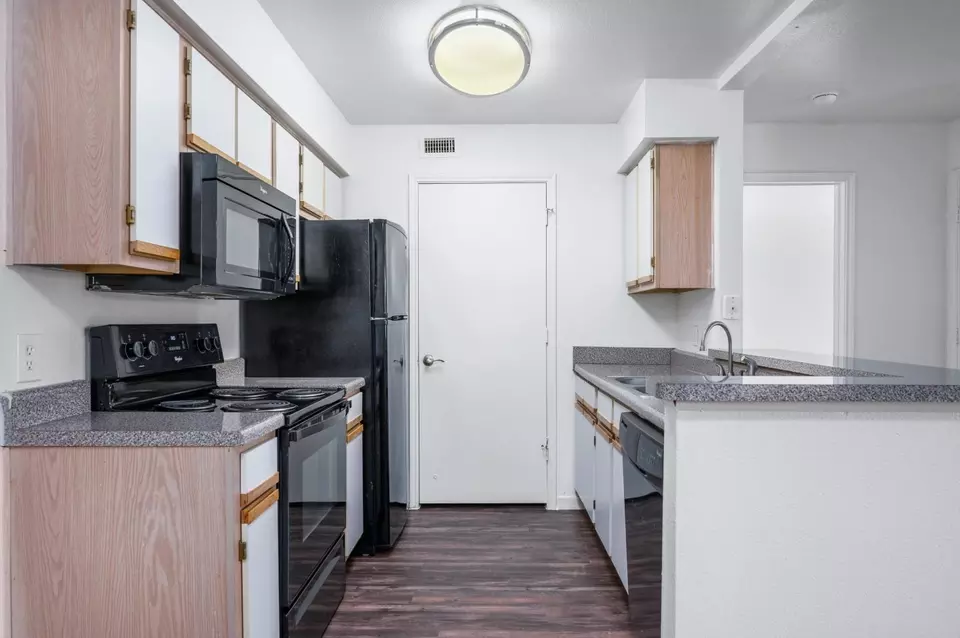  3625 Wellborn Rd #4-0401, Bryan, TX 77801 photo 8