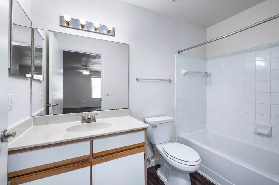  3625 Wellborn Rd #4-0401, Bryan, TX 77801 photo 1