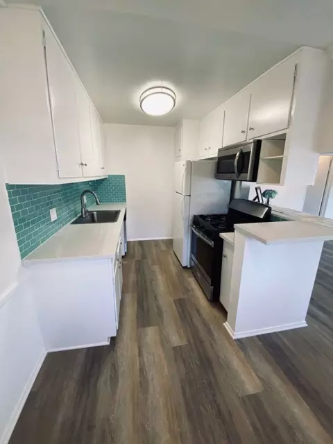 15114 Dickens St #15310, Los Angeles, CA 91403