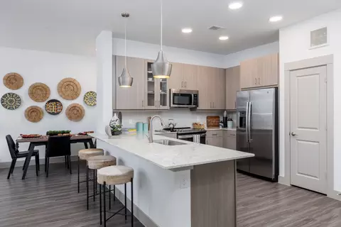1400 Royal Crest Dr #344, Austin, TX 78741