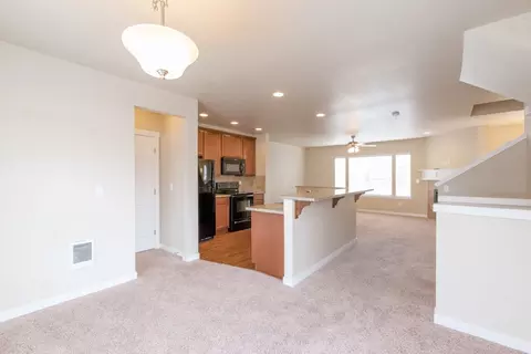 12104-12108 55th Ave #5503-4, Puyallup, WA 98373