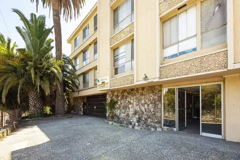 345 Macarthur Blvd #304, Oakland, CA 94610