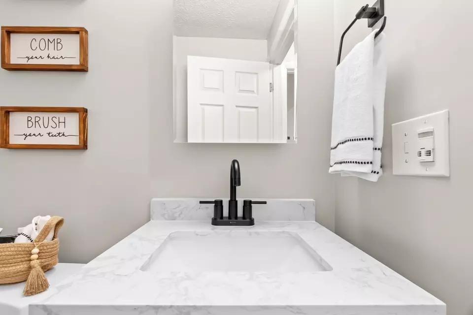  1120 Fox Hill Dr #210, Monroeville, PA 15146 photo 43