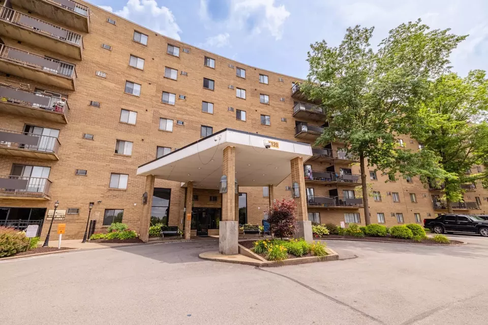  1120 Fox Hill Dr #210, Monroeville, PA 15146 photo 38