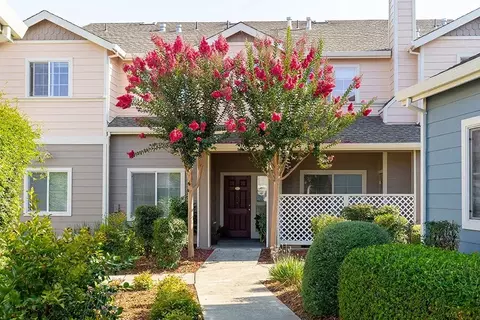 1802 F St #01, Napa, CA 94559