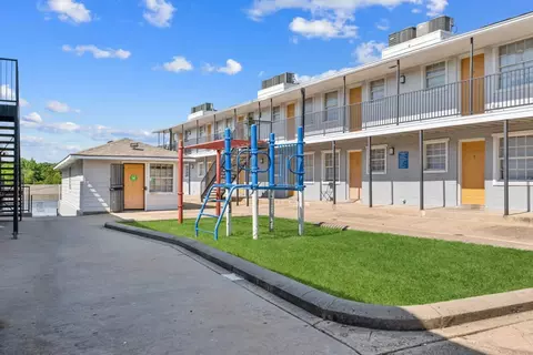 2727 W Jefferson Blvd #3-3-123, Dallas, TX 75211