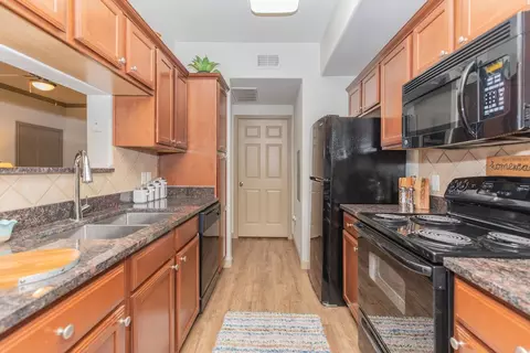 10855 Eagle Dr #3-325, Baytown, TX 77523