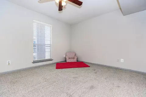6041 Winsome Ln #1-112, Houston, TX 77057