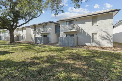1825 Airline Rd #J6, Corpus Christi, TX 78412