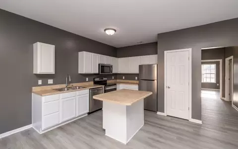 3047 Boardwalk Cir #2753, Fort Wayne, IN 46809