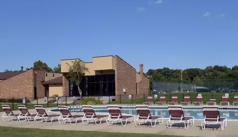 27489 Parkview Blvd #19_0923, Warren, MI 48092