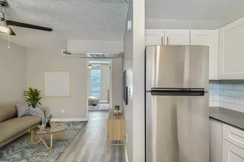 5902 W Royal Palm Rd #18, Glendale, AZ 85302