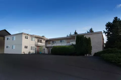 4001 NE 50th St #L, Seattle, WA 98105